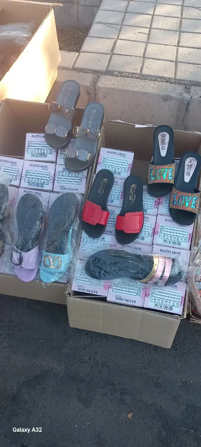 دمپایی|کیف، کفش، کمربند|اسلامشهر, شهرک قائمیه|دیوار