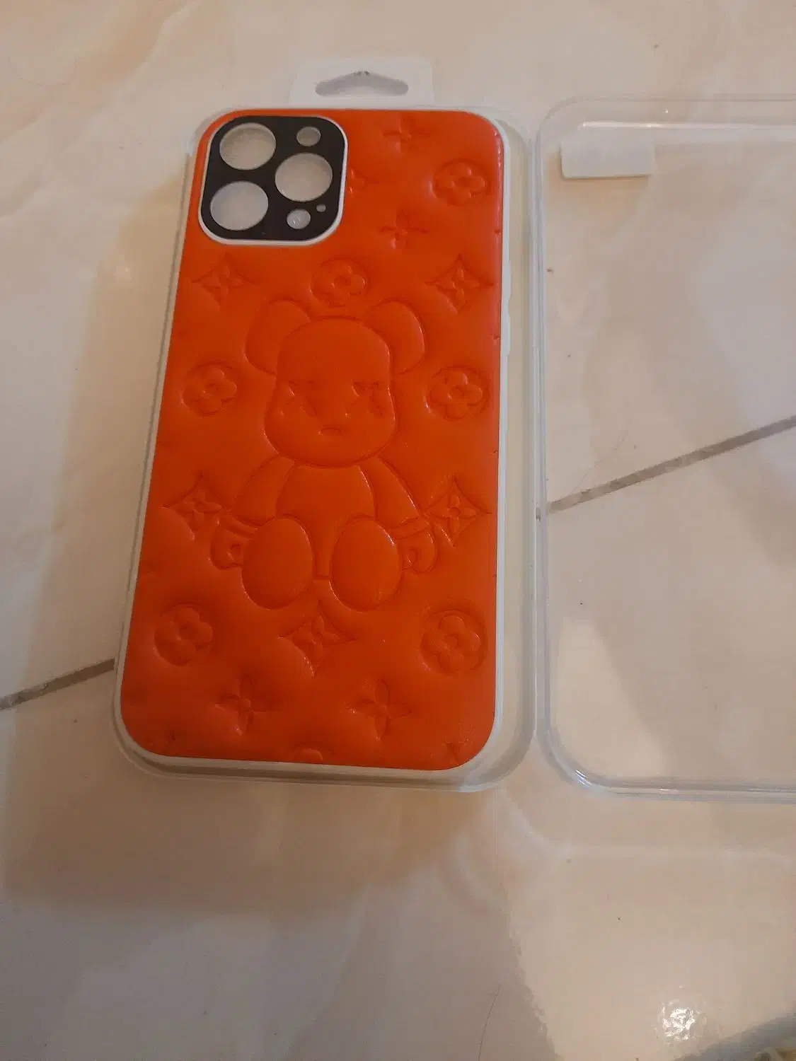 قاب ۱۲ پرومکس|لوازم جانبی موبایل و تبلت|قرچک, پویینک|دیوار