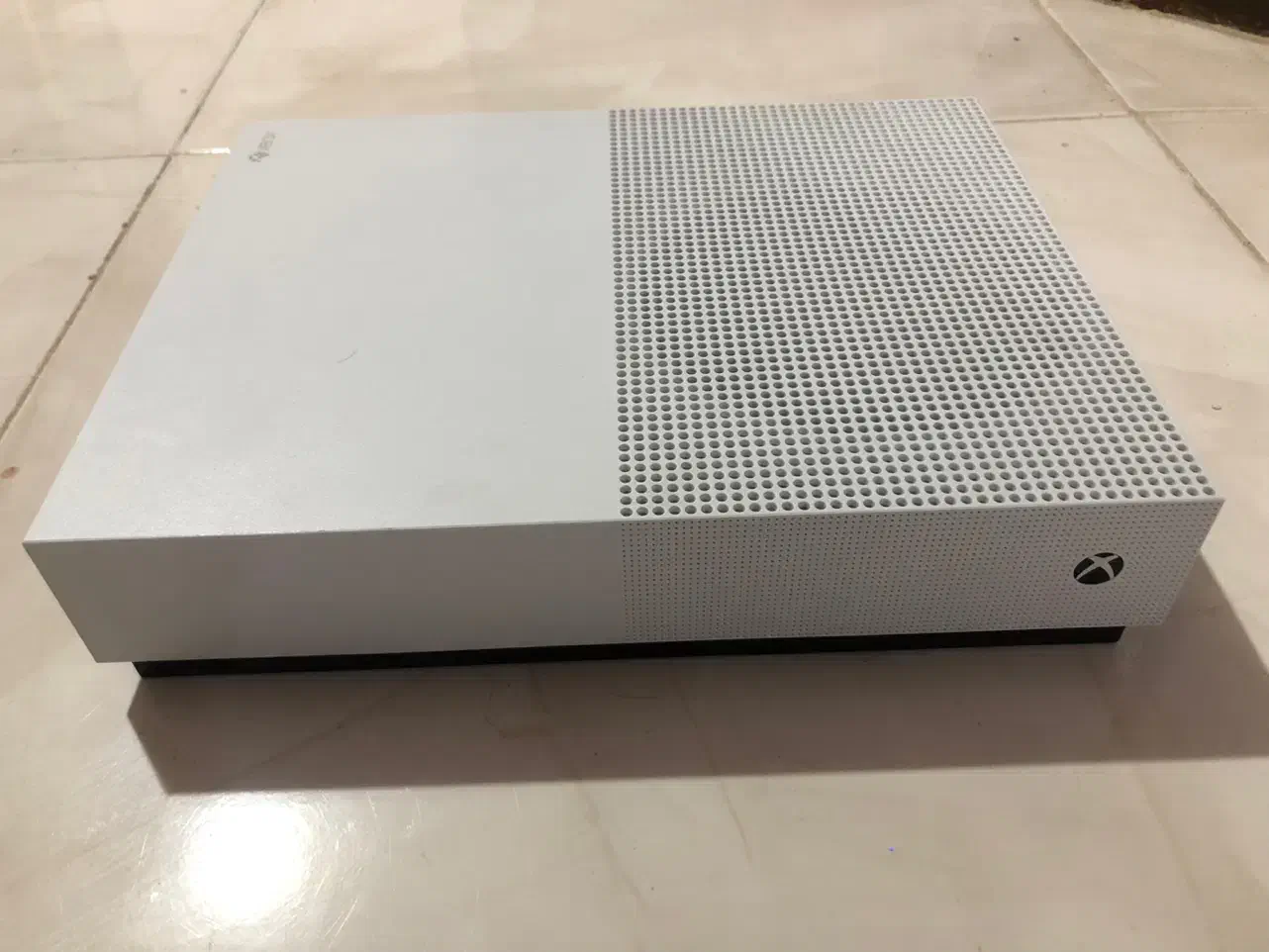 xbox1s|کنسول، بازی ویدئویی و آنلاین|کاشمر, |دیوار