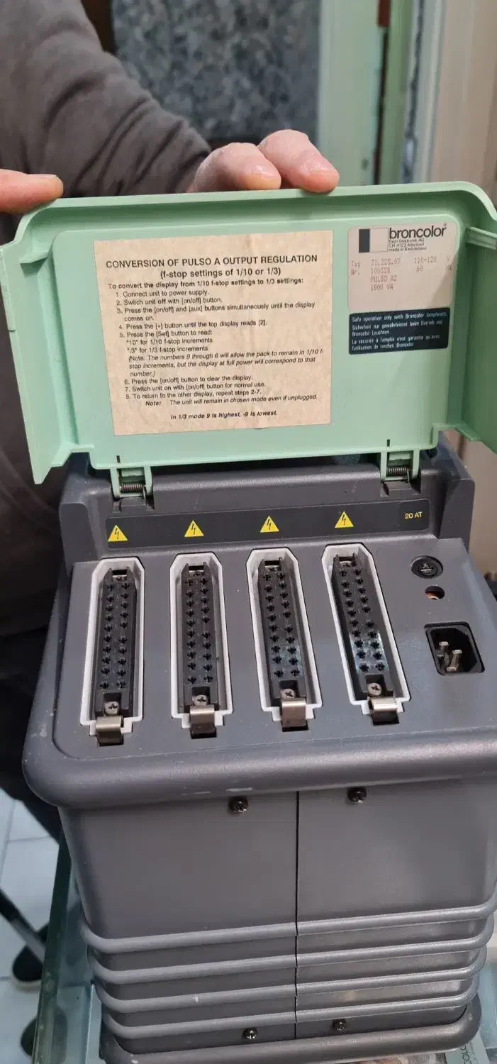 فلاش چتر broncolor 1600 ژول|دوربین عکاسی و فیلم‌برداری|تهران, سید خندان (جلفا)|دیوار