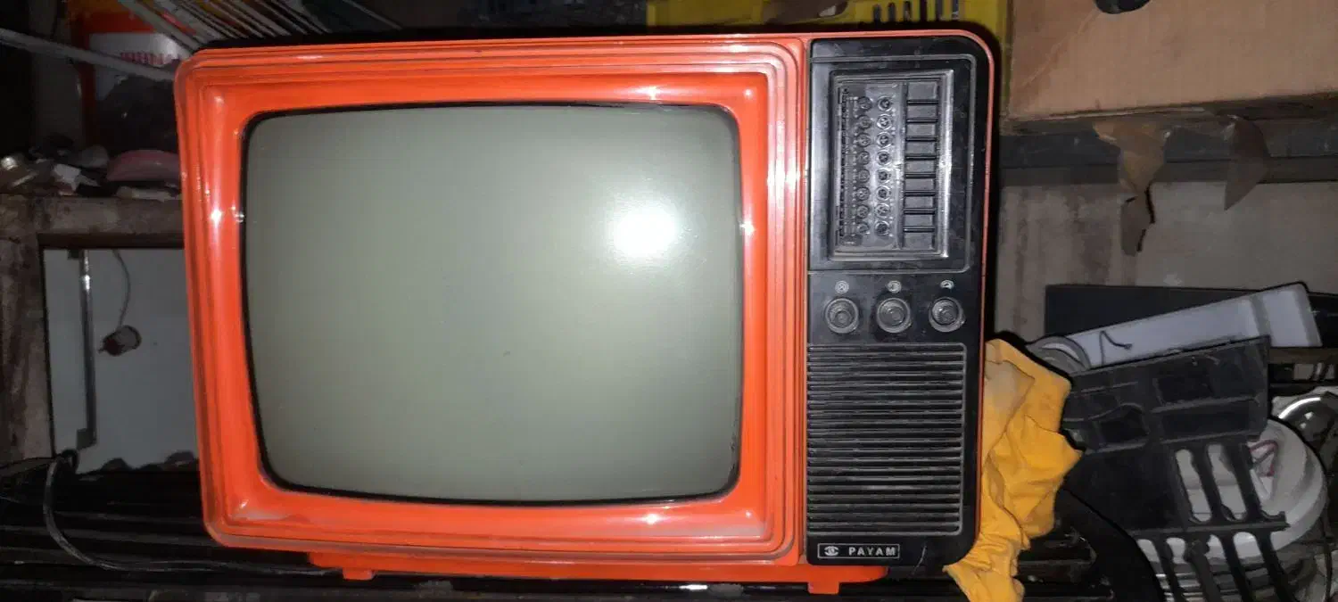 تلویزیون سیاه سفید|تلویزیون و پروژکتور|قرچک, باقرآباد|دیوار