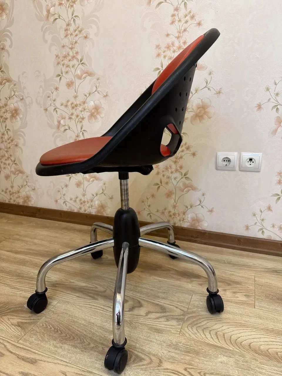 صندلی جک دار  مارک نیلپر|صندلی و نیمکت|تبریز, |دیوار