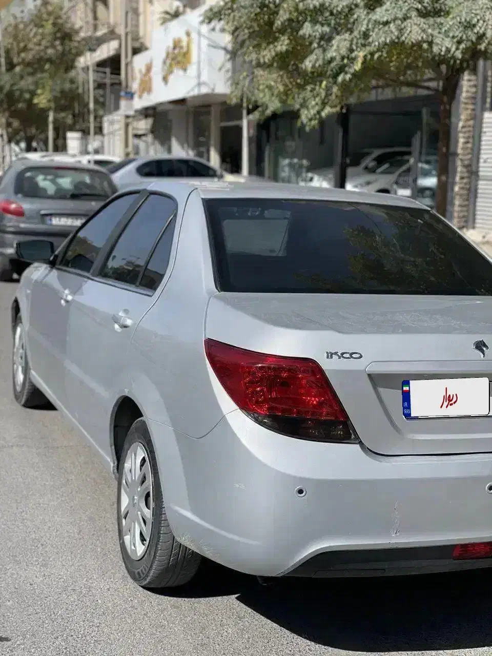 دنا|خودرو سواری و وانت|نیشابور, هفده شهریور|دیوار