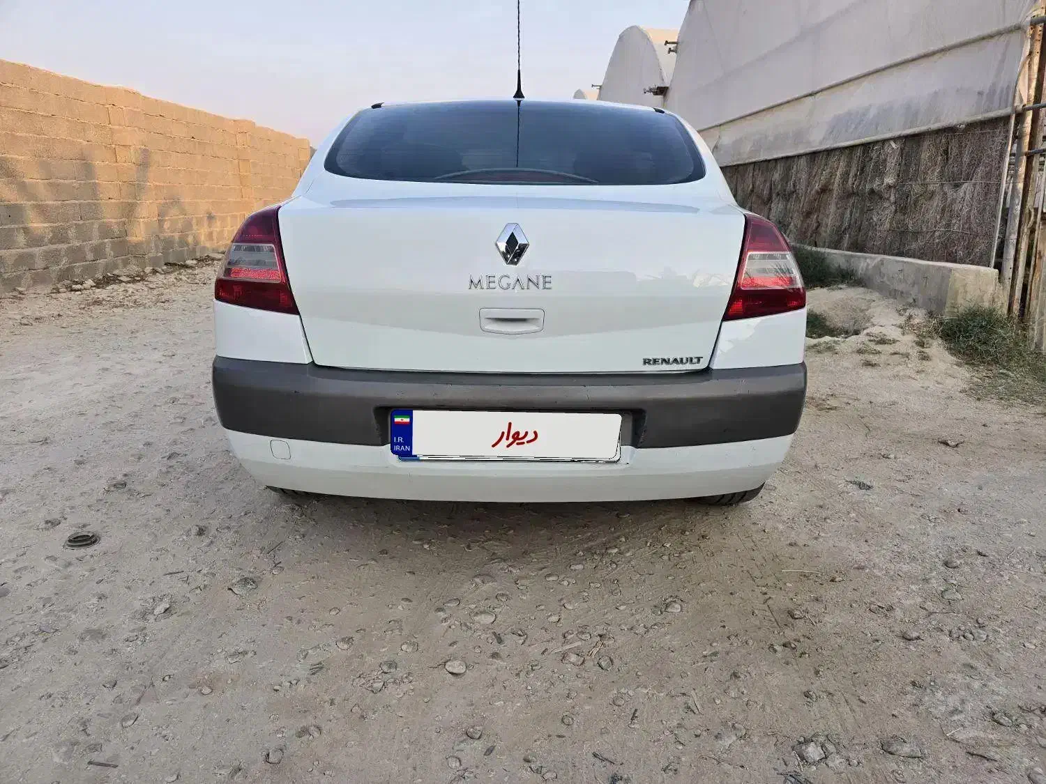 خودرو مگان ۲۰۰۰ اتومات مدل ۹۱ خانگی بسیار تمیز|خودرو سواری و وانت|جم, |دیوار