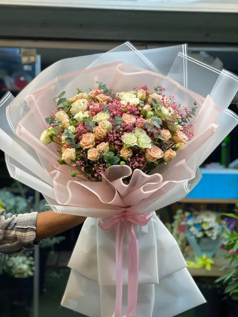 گل آرا حرفه ایی|استخدام هنری و رسانه|ساری, |دیوار