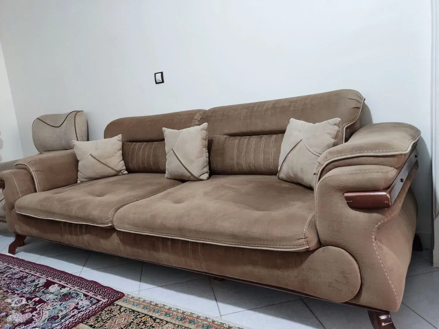 مبلمان راحتی ۷نفره|مبلمان خانگی و میز عسلی|تهران, جنت‌آباد مرکزی|دیوار