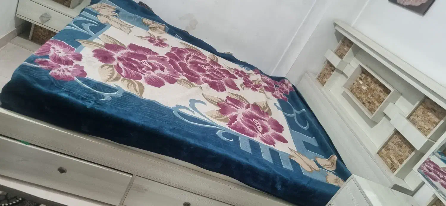 وسایل خونه|تخت و سرویس خواب|قرچک, زیبا شهر|دیوار