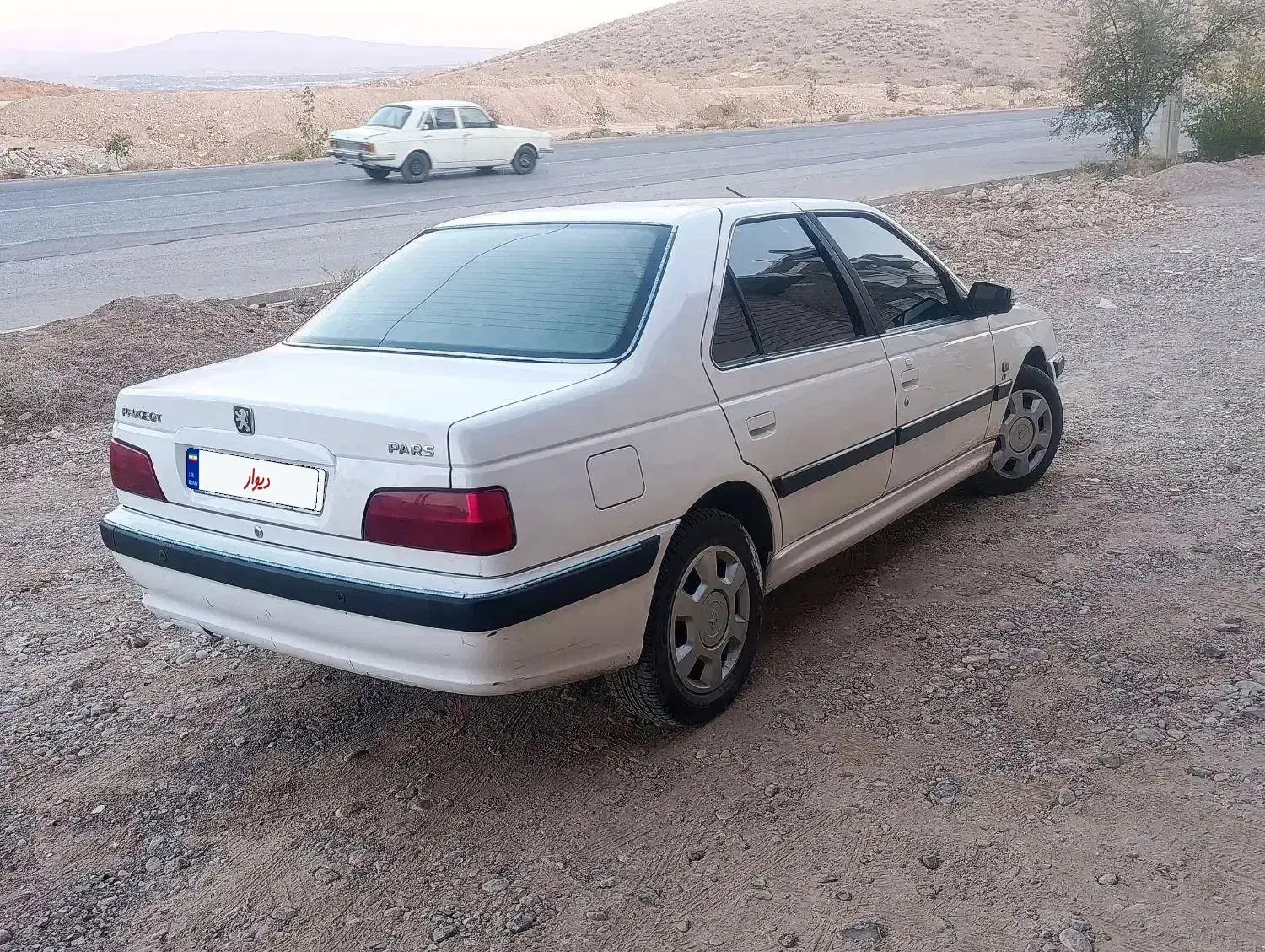 پژوپارس تیوفایو  مدل ۴۰۰ کم کارخونگی زاپاس قفل|خودرو سواری و وانت|فسا, |دیوار