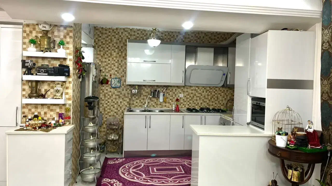 ۹۹ متر آپارتمان/ شیک و کم واحد/ اوایل طالاقانی|فروش آپارتمان|ساوه, |دیوار