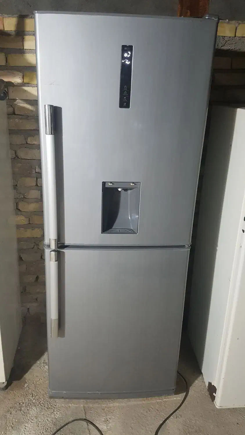 خرید فروش یخچالهای خراب سوخته|یخچال و فریزر|مشهد, رضاشهر|دیوار