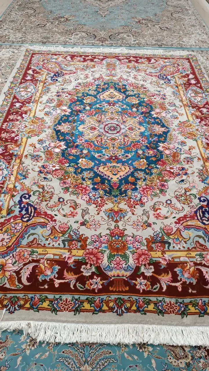 فرش دستباف ۶ متری سالاری زیر قیمت|فرش|تهران, ونک|دیوار