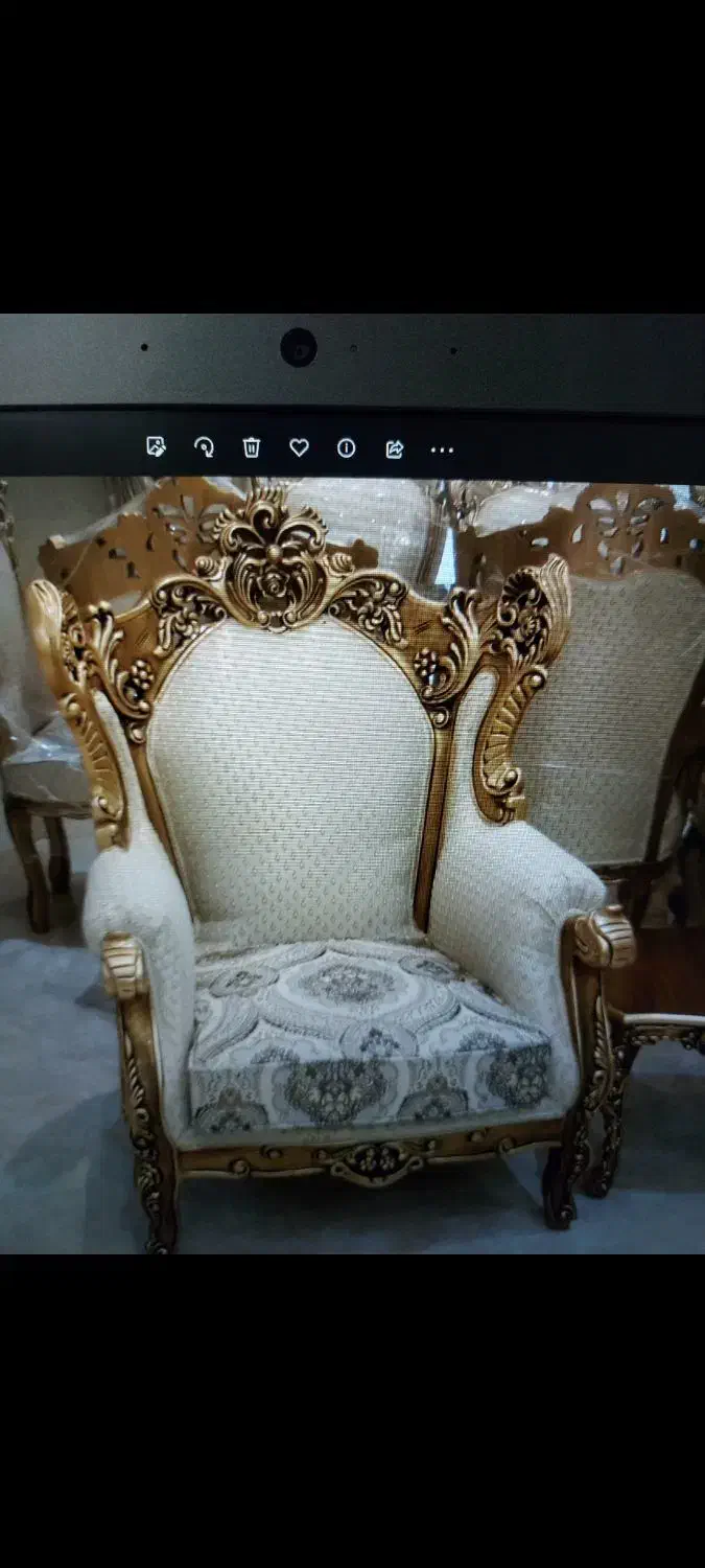 مبلمان و غذا خوری نو|مبلمان خانگی و میز عسلی|رشت, کوی بیانی|دیوار