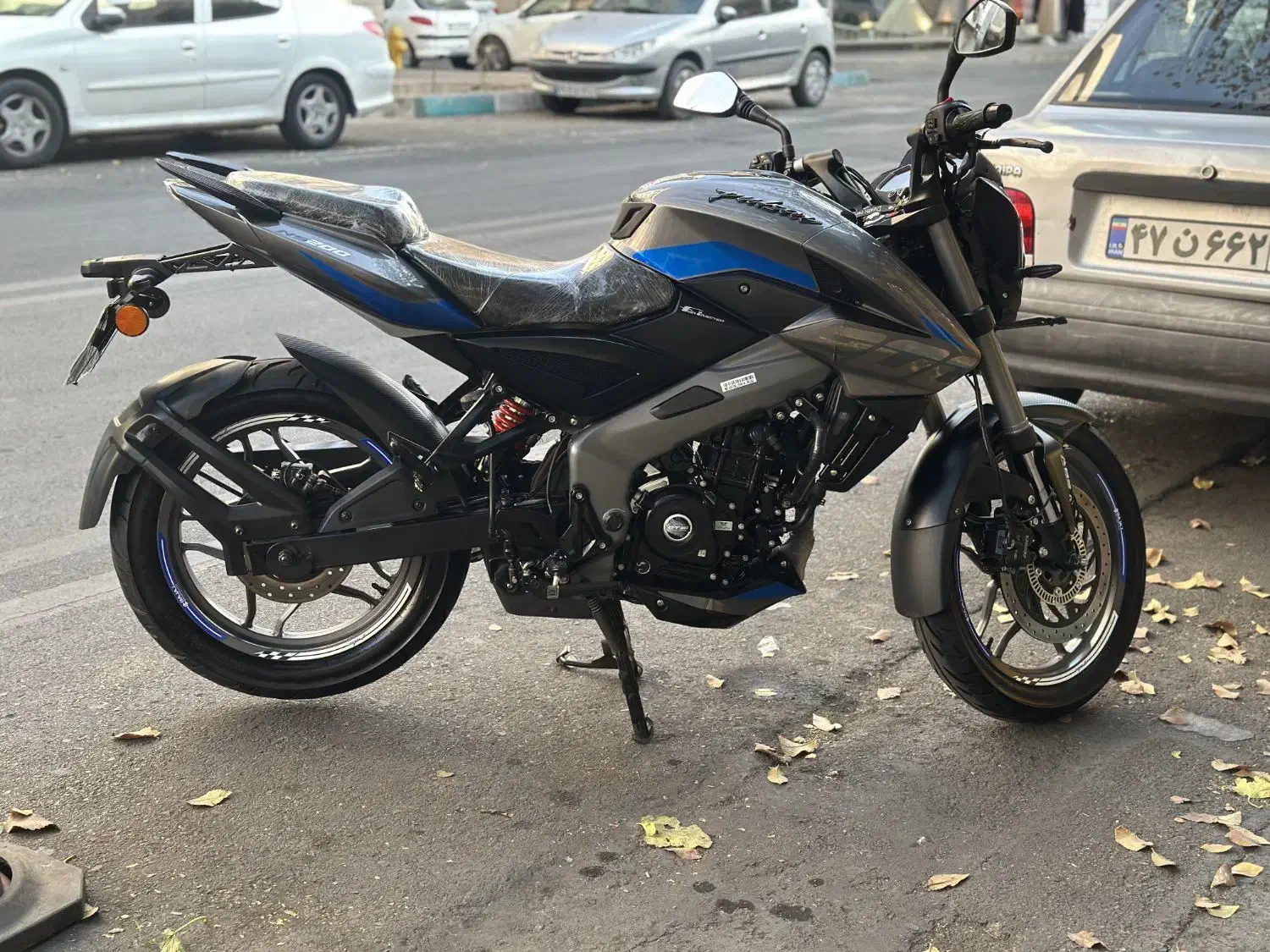 پالس ns خاکستری ۱۴۰۴|موتورسیکلت|تهران, نیروی هوایی (پیروزی)|دیوار