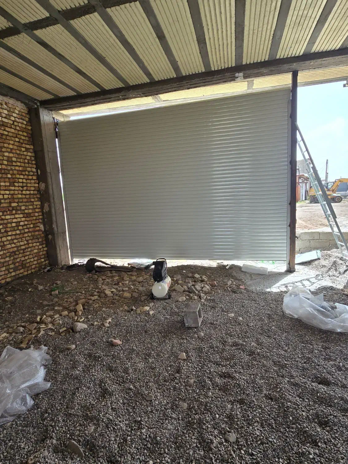 کرکره برقی دوربین|خدمات پیشه و مهارت|میانه, |دیوار