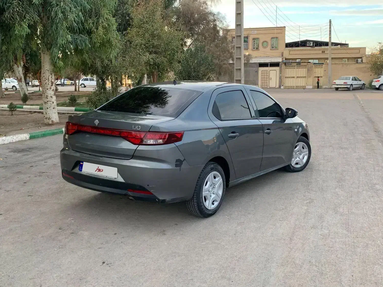 تارا دنده 1401|خودرو سواری و وانت|سیرجان, |دیوار