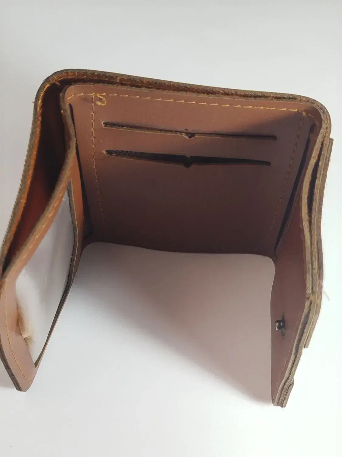 کیف پول|کیف، کفش، کمربند|بهار, |دیوار