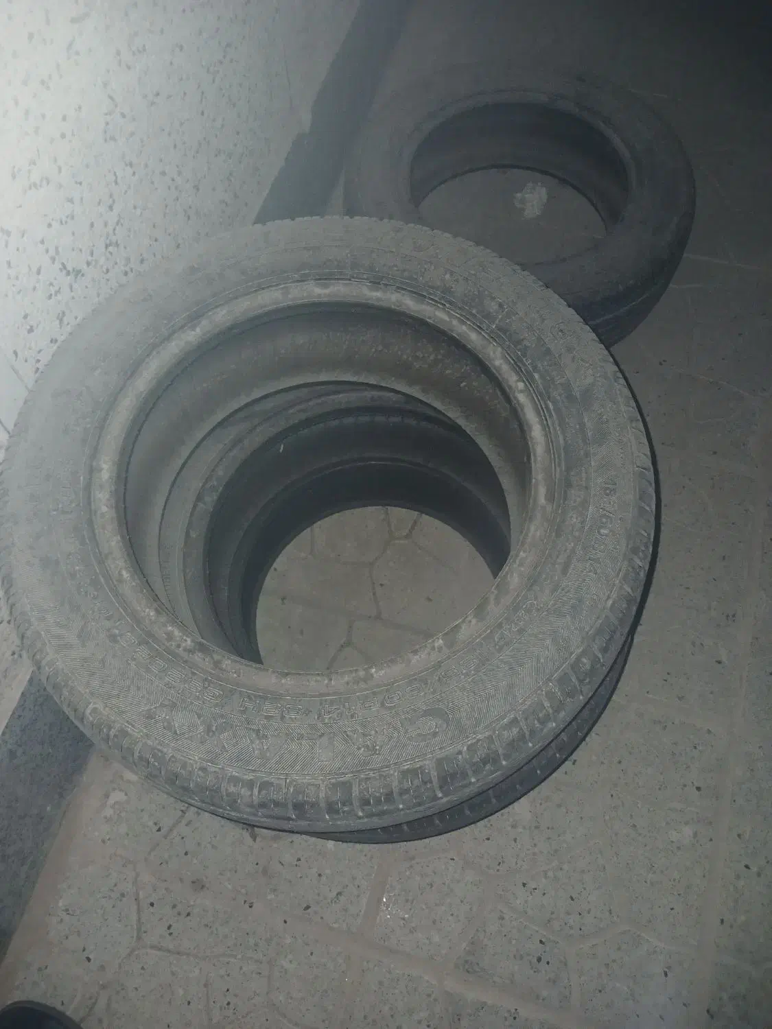 فروش لاستیک|قطعات یدکی و لوازم جانبی|بندرعباس, |دیوار