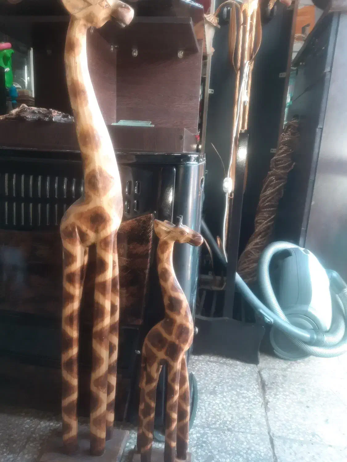 مجسمه زرافه چوبی|صنایع دستی و سایر لوازم تزئینی|بروجرد, |دیوار