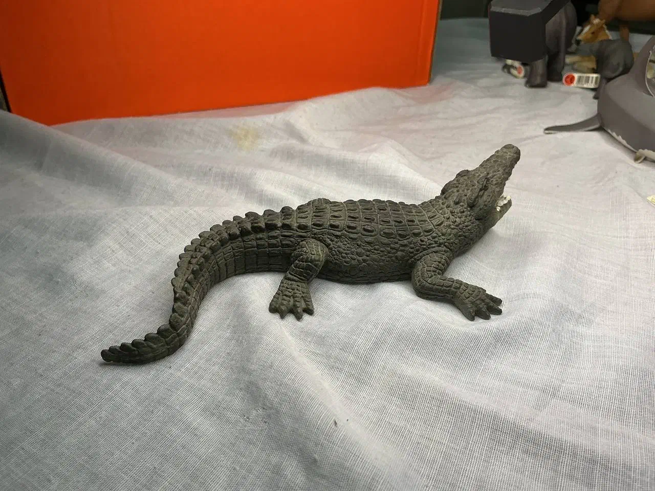 فیگور کروکودیل schleish قدیمی|کلکسیون و سرگرمی|بندر انزلی, عباس آباد|دیوار