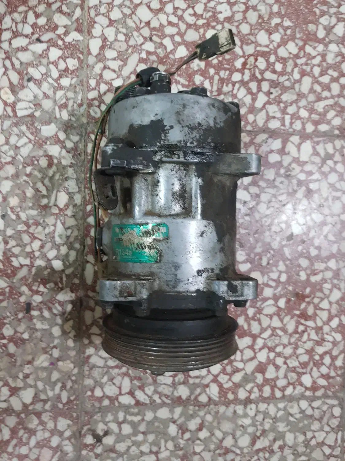 لوازم ماشین|قطعات یدکی و لوازم جانبی|قم, دروازه ری|دیوار