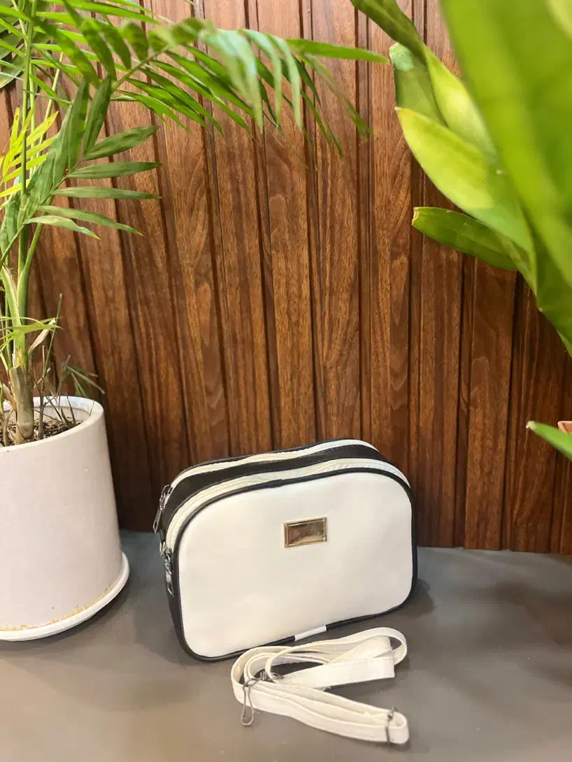 کیف فقط ۳۰۰تومن|کیف، کفش، کمربند|دامغان, |دیوار