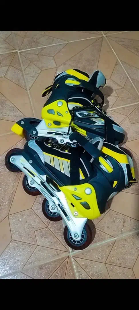 اسکیت کاملن سالم تمیز|دوچرخه، اسکیت، اسکوتر|چالوس, |دیوار