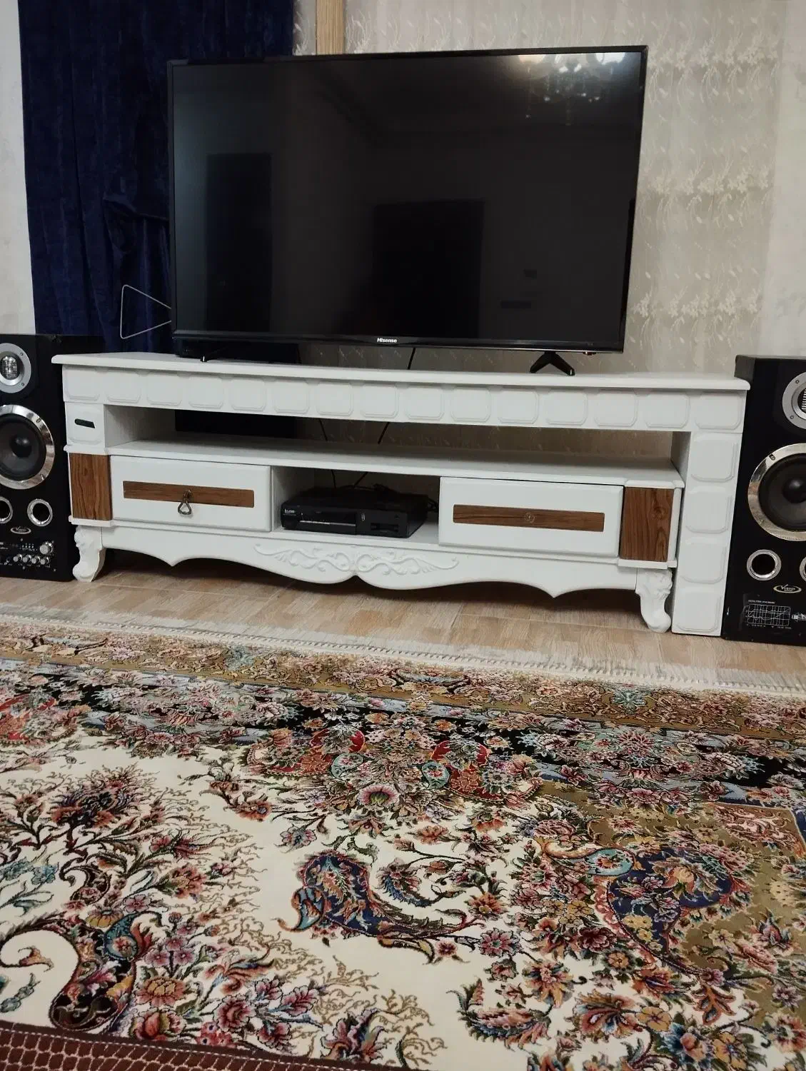 3000000|میز تلویزیون|رشت, حمیدیان|دیوار