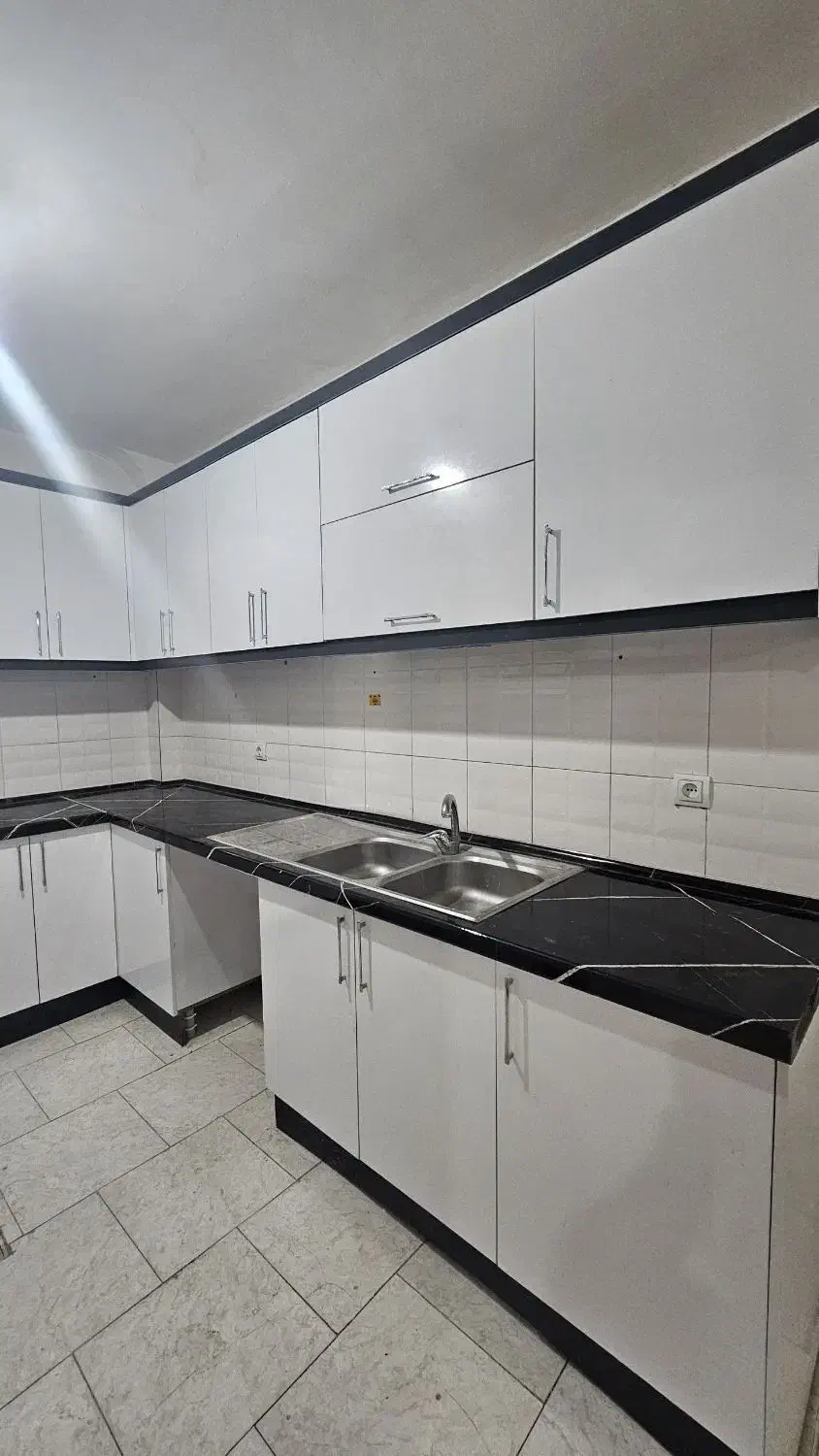 واحد 80 متری فول امکانات پارکینگ سندی خیابان ظفر|فروش آپارتمان|هشتگرد, شهرک صبا سوله|دیوار