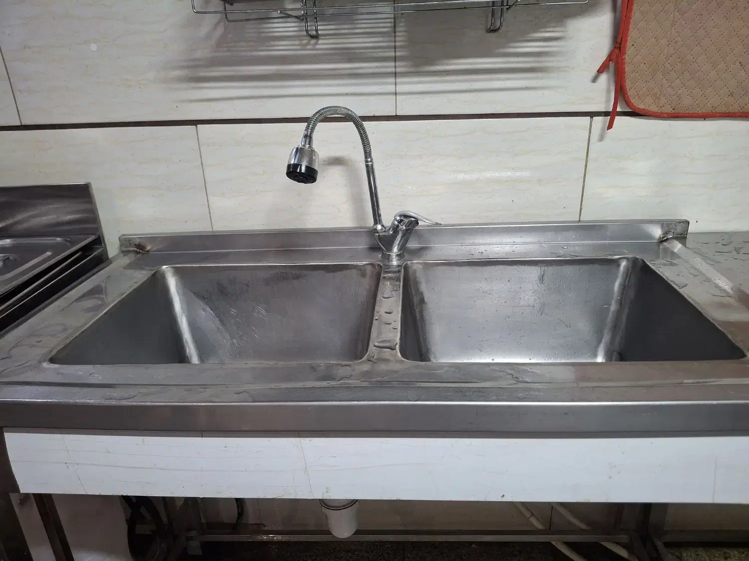 میز استیل و سینک دو‌لگنه و سرخ کن دو لگنه|فروشگاه و مغازه|قزوین, |دیوار