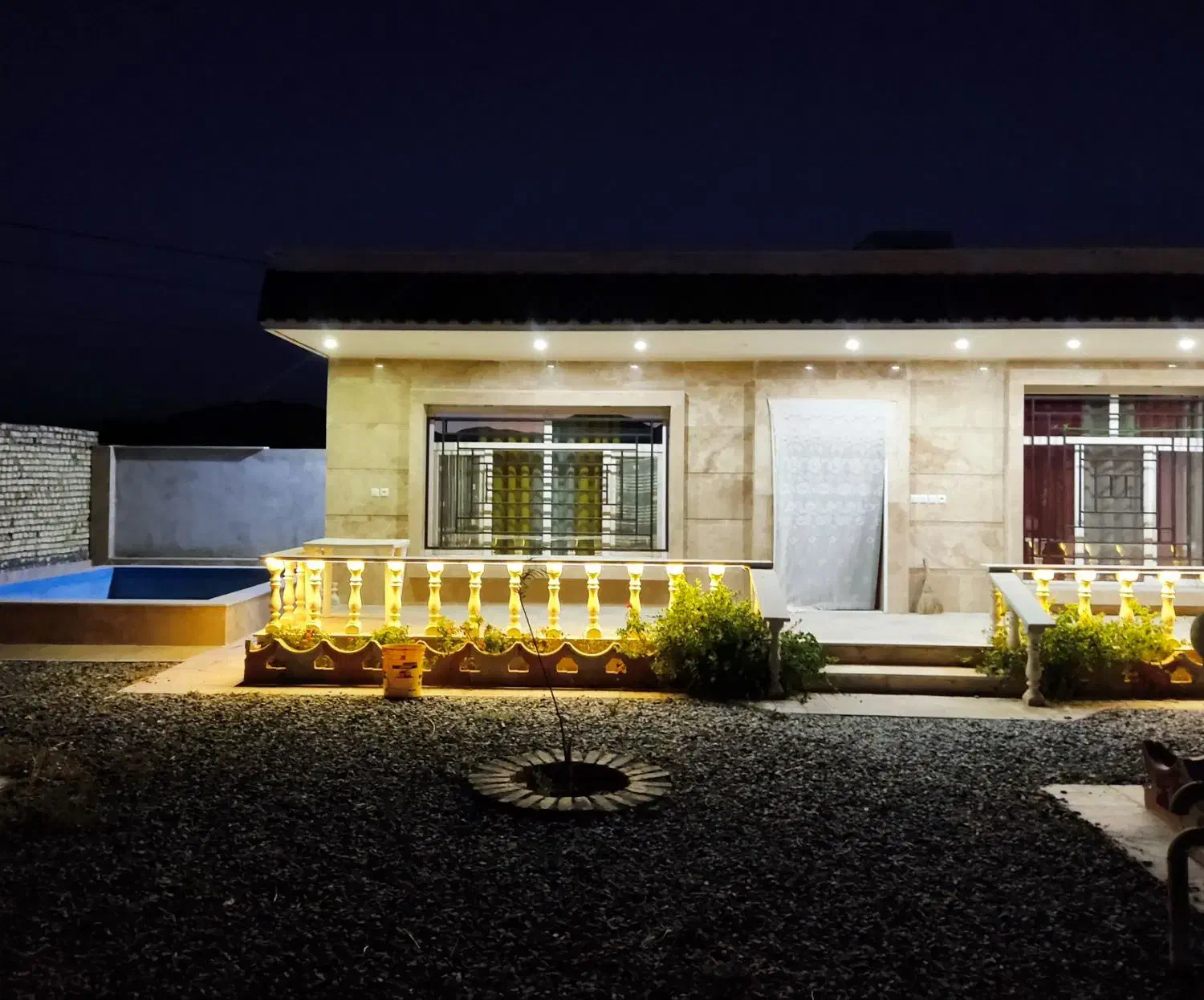 اجاره ویلا،جهت مراسمات|اجارهٔ کوتاه‌مدت ویلا و باغ|اراک, |دیوار