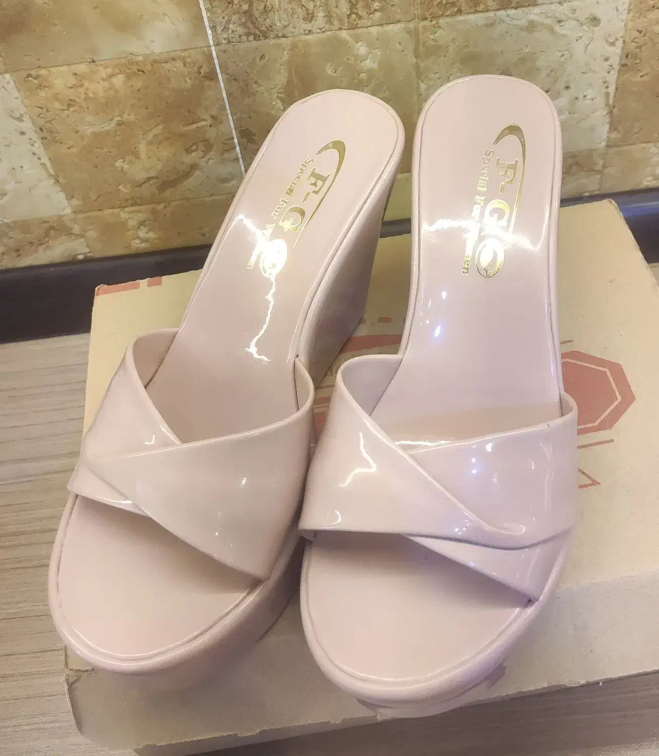 صندل دخترانه|کیف، کفش، کمربند|اصفهان, احمدآباد|دیوار