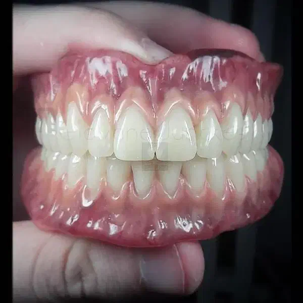 دندان سازی،مصنوعی،دندان متحرک،دندانسازی|خدمات آرایشگری و زیبایی|ارومیه, |دیوار