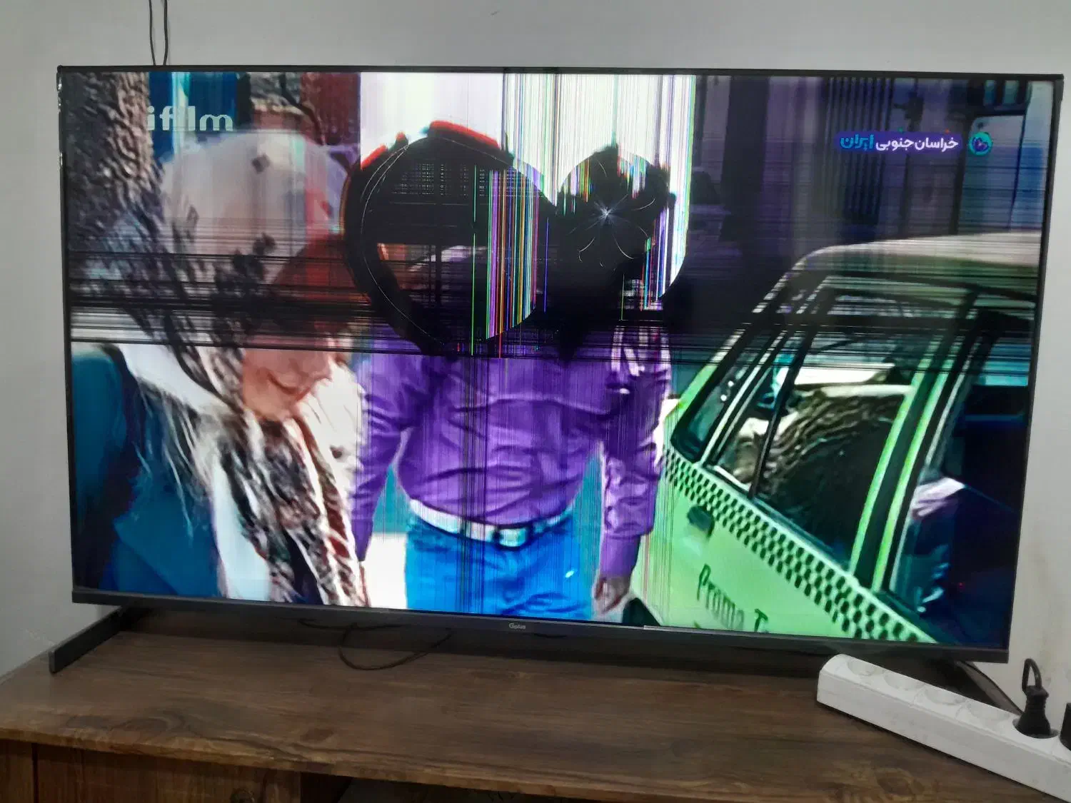 تلوزیون رنگی ۵۰ ضربه خورده|تلویزیون و پروژکتور|شاهرود, |دیوار