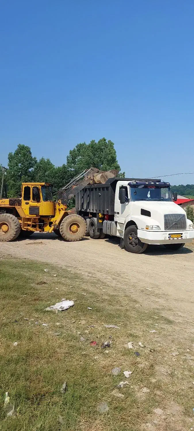 پیمانکاری عمرانی (لودر و کمپرسی)حمل شن و ماسه|خدمات حمل و نقل|قائمشهر, |دیوار