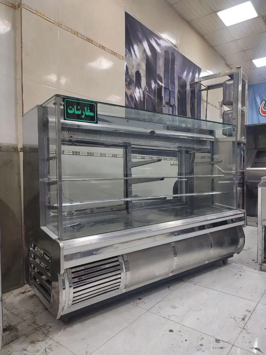 یخچال ویترینی مکعبی دومتری درحدنونو|فروشگاه و مغازه|نسیم‌شهر, |دیوار
