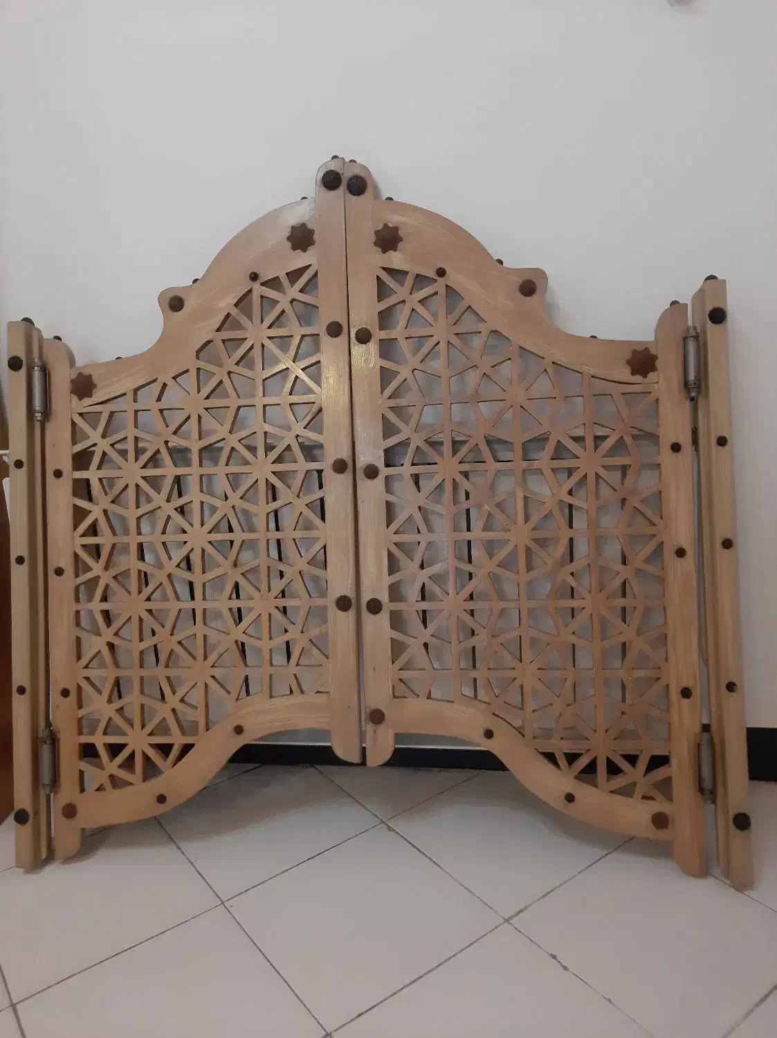 درب چوبی گره چینی کابوی/گل میخ کاری شده+ لولا|صنایع دستی و سایر لوازم تزئینی|سلمان‌شهر, |دیوار