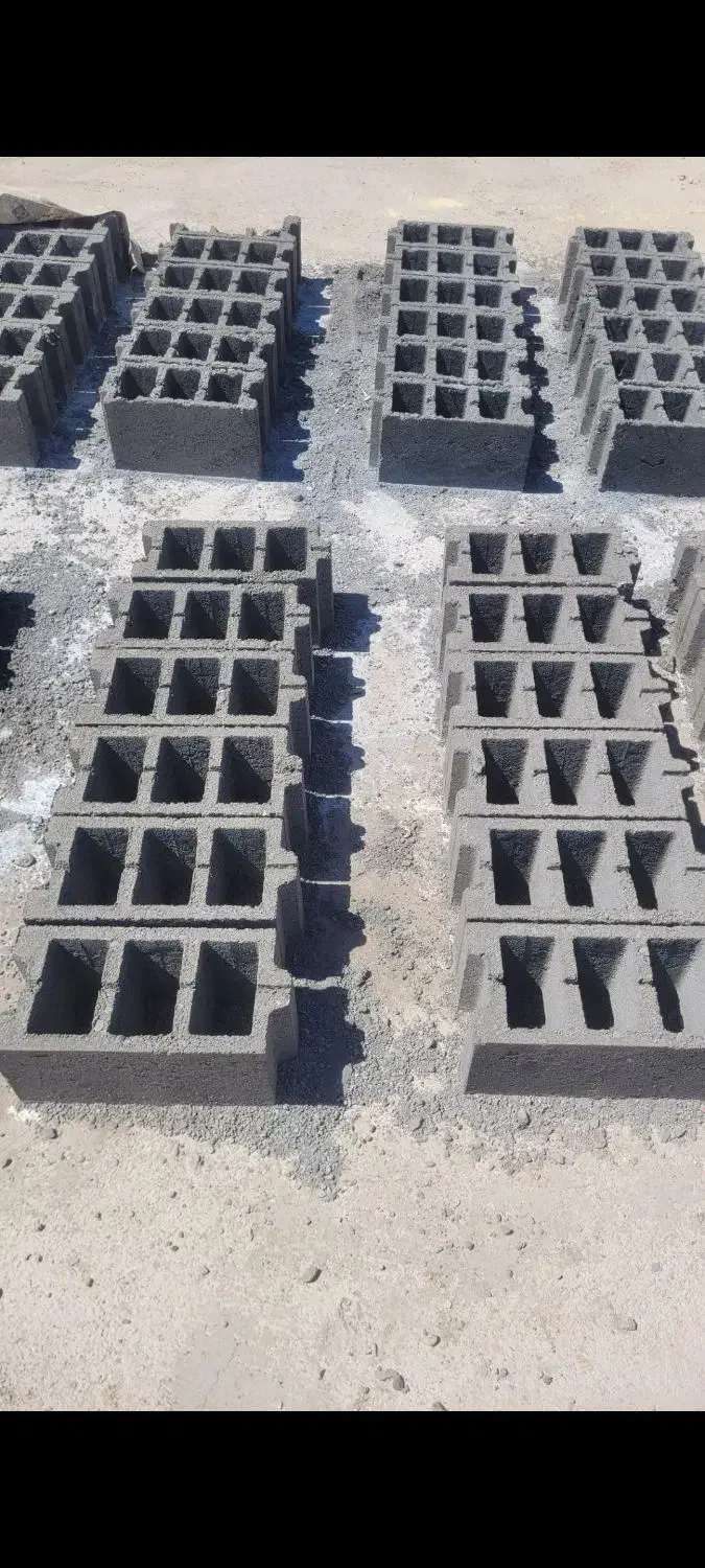 دستگاه بلوکه زنی نیمه اتوماتیک 6 تایی|ماشینآلات صنعتی|فردوس (خراسان), |دیوار