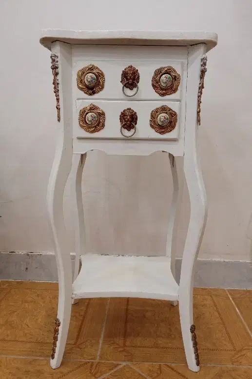 میز تلفن|میز تلفن|تربت‌حیدریه, آغوی|دیوار