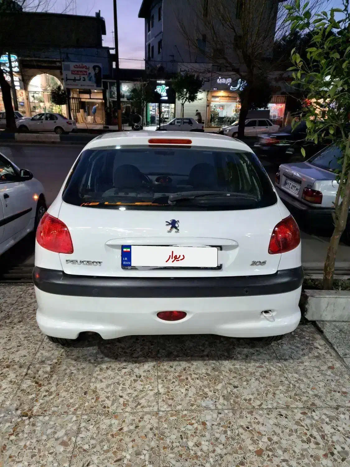 پژو ۲۰۶ سفید تیپ ۲ مدل ۱۳۹۸|خودرو سواری و وانت|بابل, |دیوار