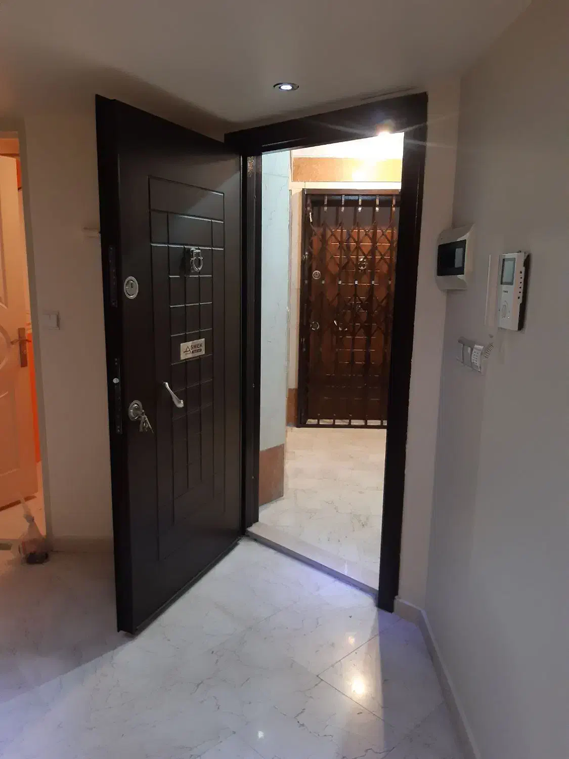 ۸۵متردونبش نوسازفرعی دنج گیشا