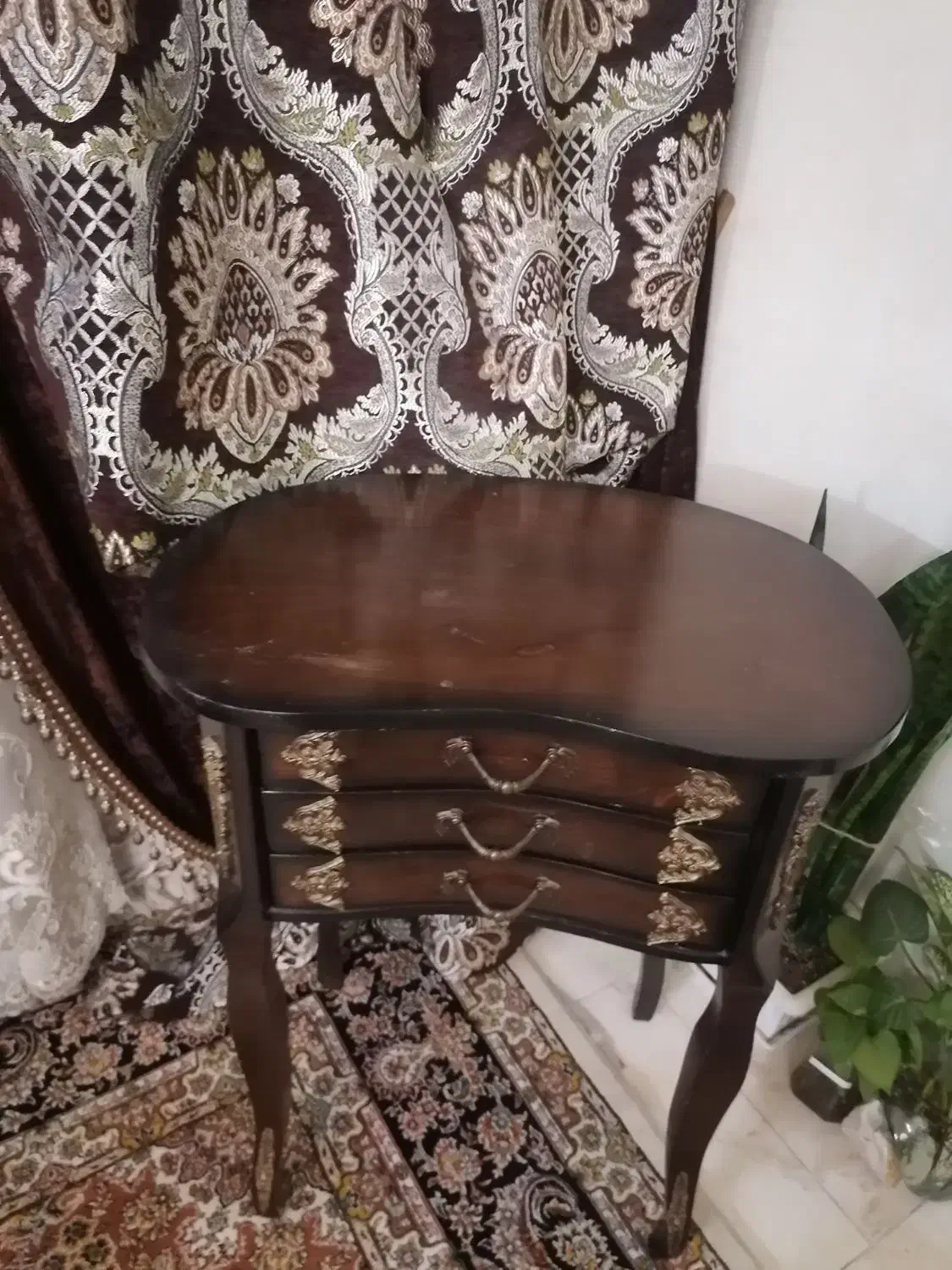 میز تلفن چوبی|میز تلفن|اسلام‌شهر, مطهری|دیوار