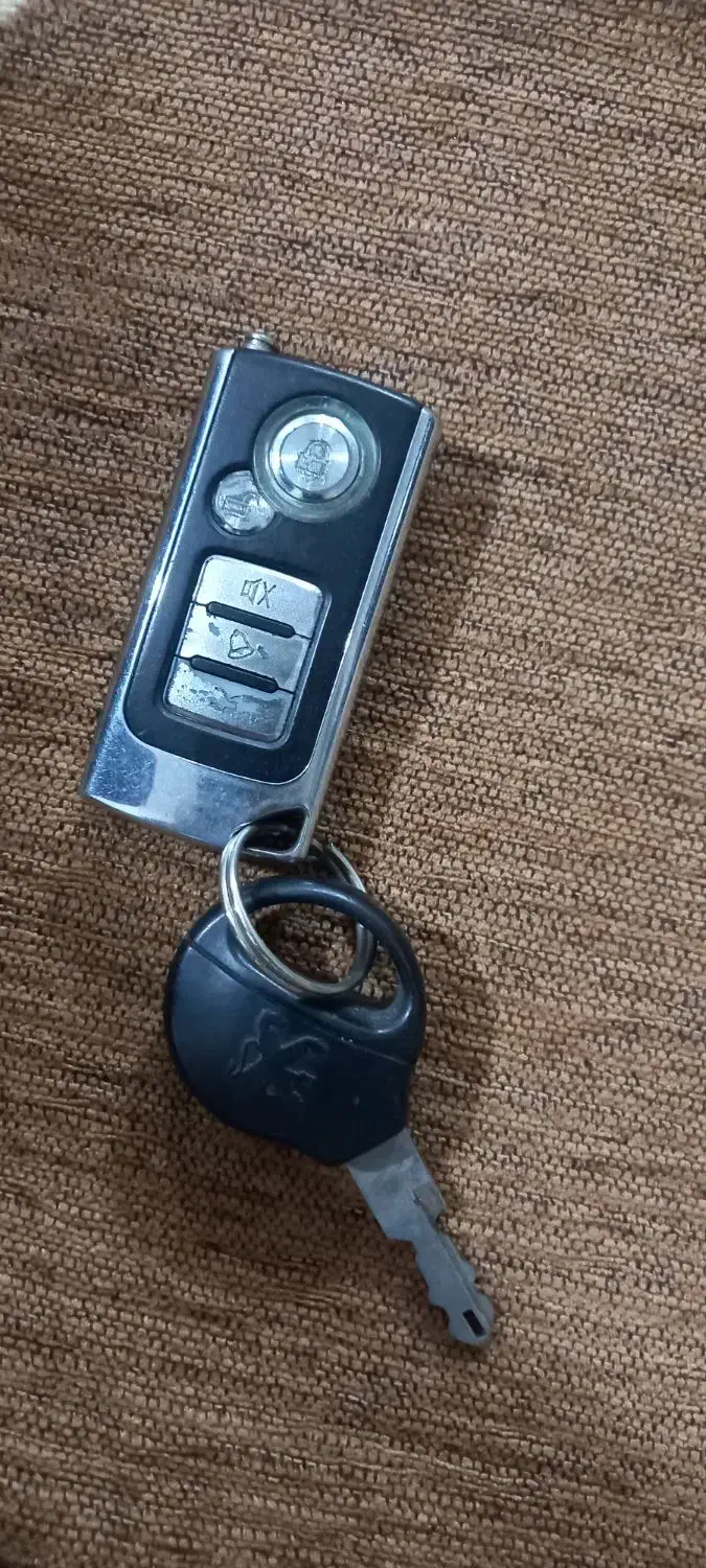 سوییچ‌ ۲۰۶|صوتی و تصویری|ری, شهرک نظامی|دیوار