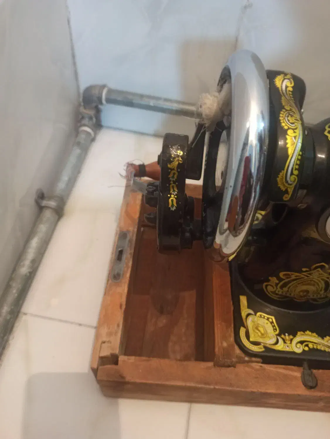 چرخ خیاطی|چرخ خیاطی و ریسندگی|سلماس, |دیوار