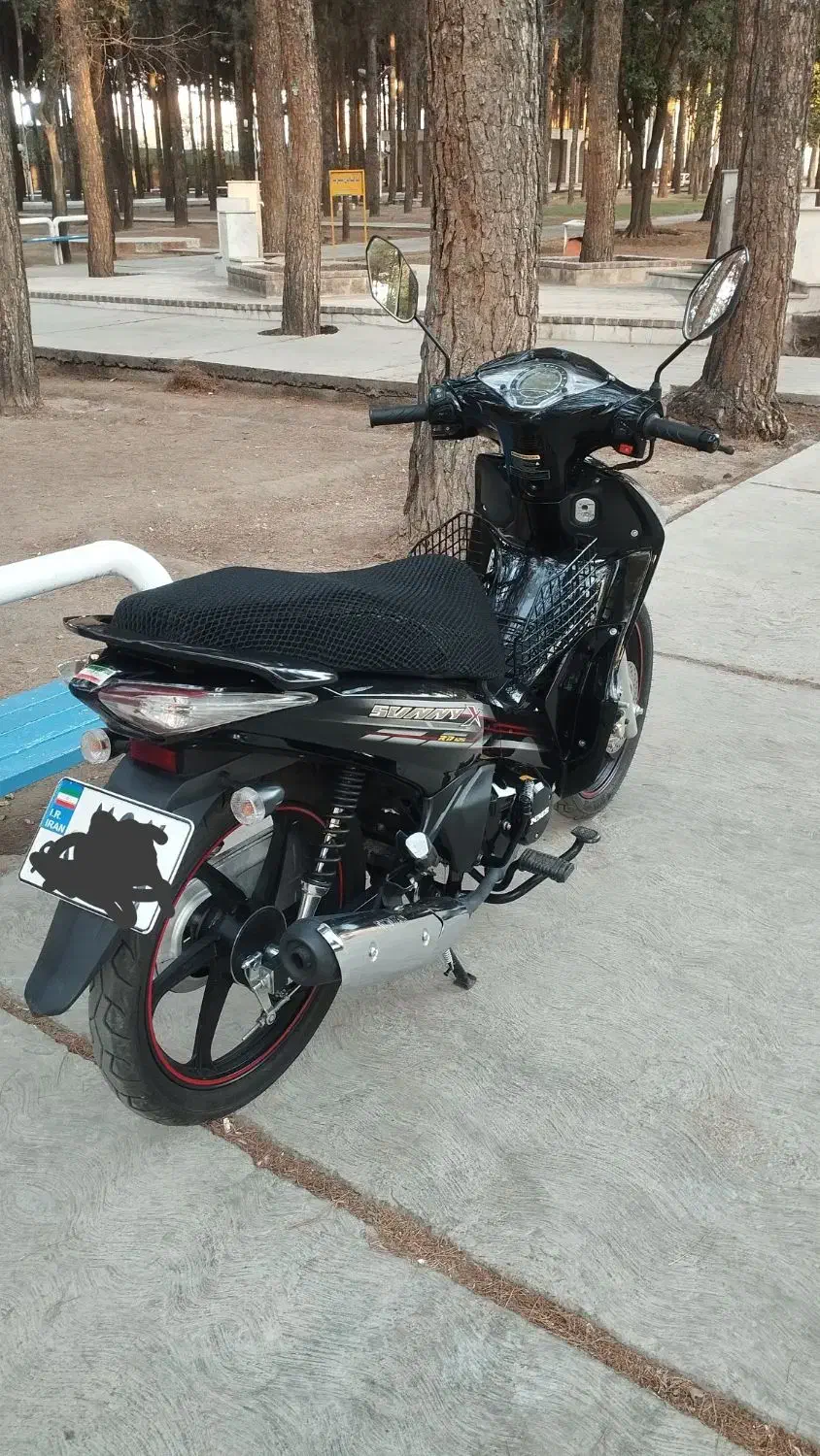 موتور لاکی احسان در حد|موتورسیکلت|بیرجند, |دیوار