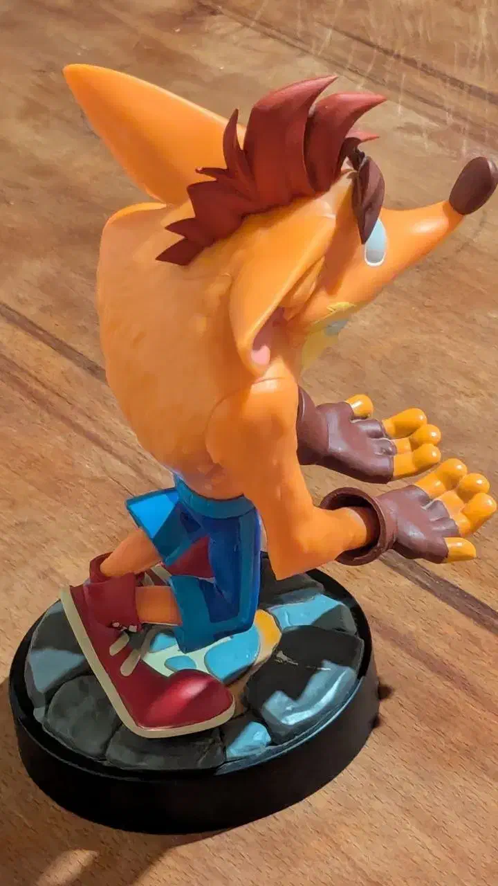 فیگور هولدر موبایل و کنترلر crash و Spyro|کنسول، بازی ویدئویی و آنلاین|تهران, حکیمیه|دیوار