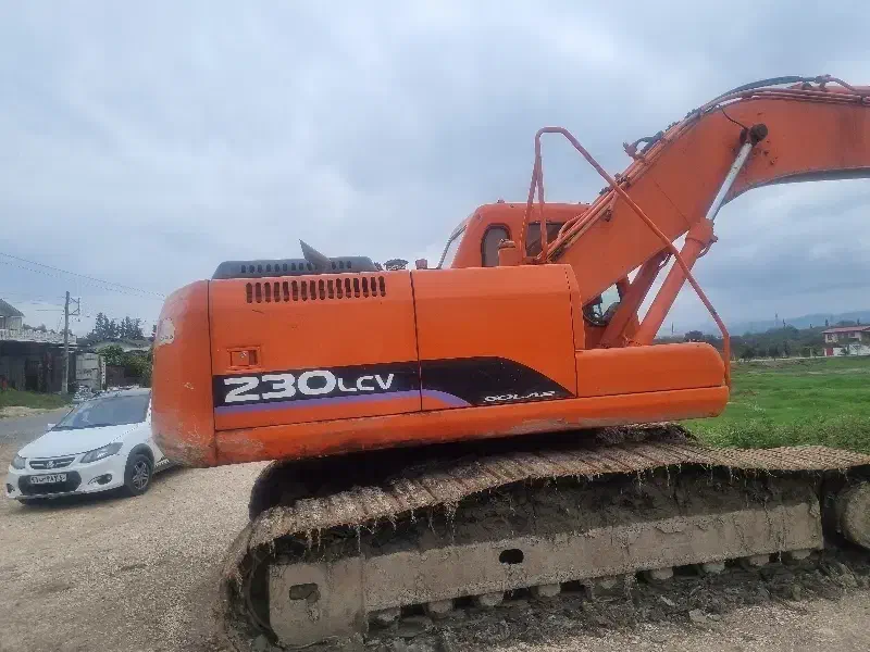 بیل مکانیکی دوسان سولار 230|خودرو سنگین|رباطکریم, حکیم آباد|دیوار