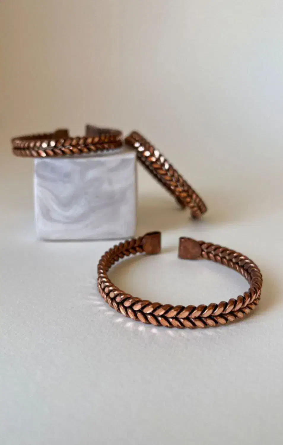 دستبند و نیمست فروش عمده وتک|بدلیجات|پرند, فاز ۶|دیوار