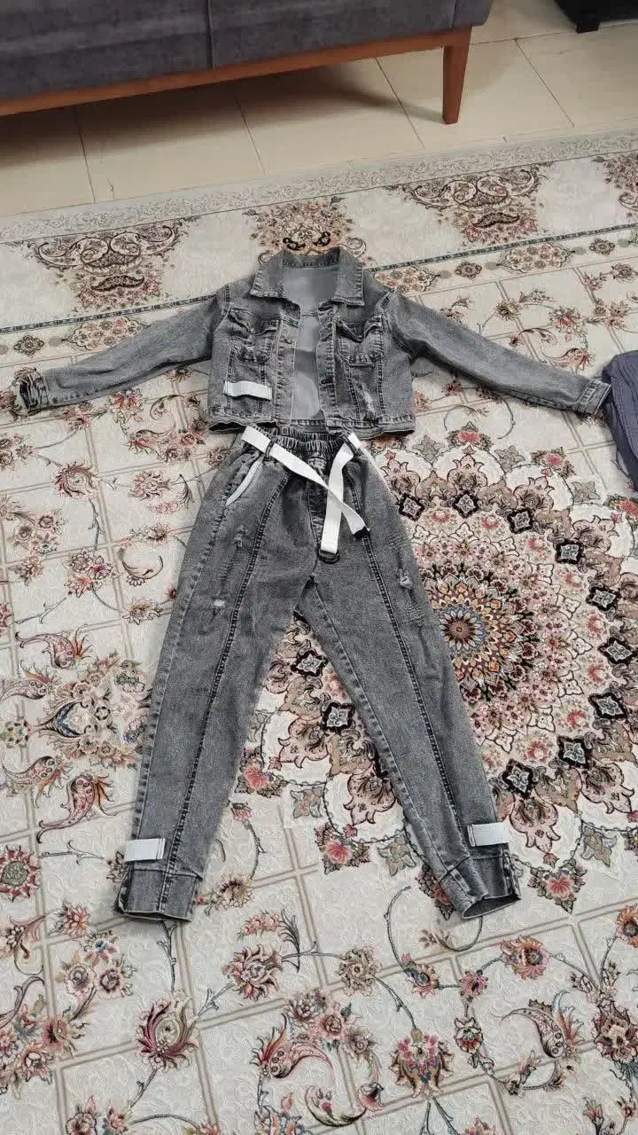 کت وشلوار|لباس|بندر انزلی, نوغان|دیوار