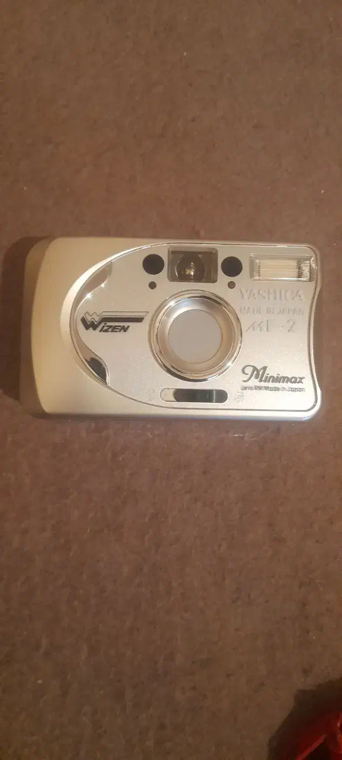 یک دوربین عکاسی|دوربین عکاسی و فیلمبرداری|زرند, |دیوار