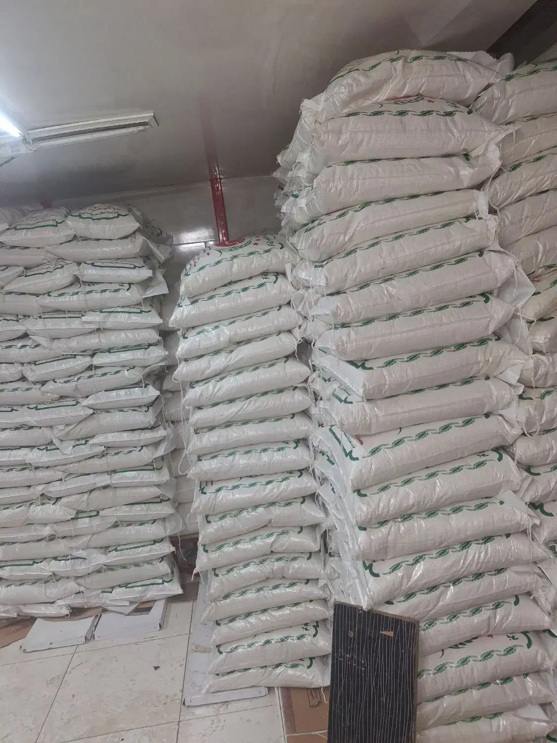 برنج عنبر بو|خوردنی و آشامیدنی|فولادشهر, فولادشهر|دیوار